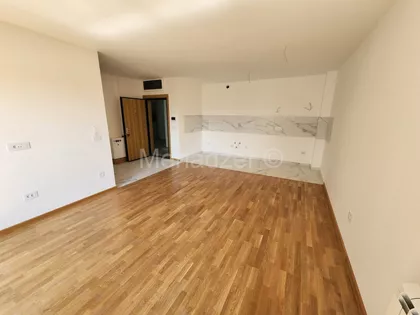 Prvomajska | 4zida.rs