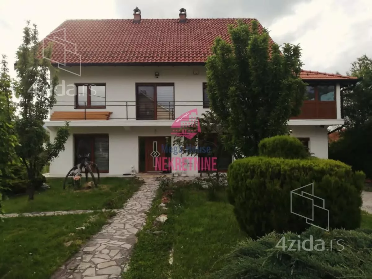 Kuća | 4zida