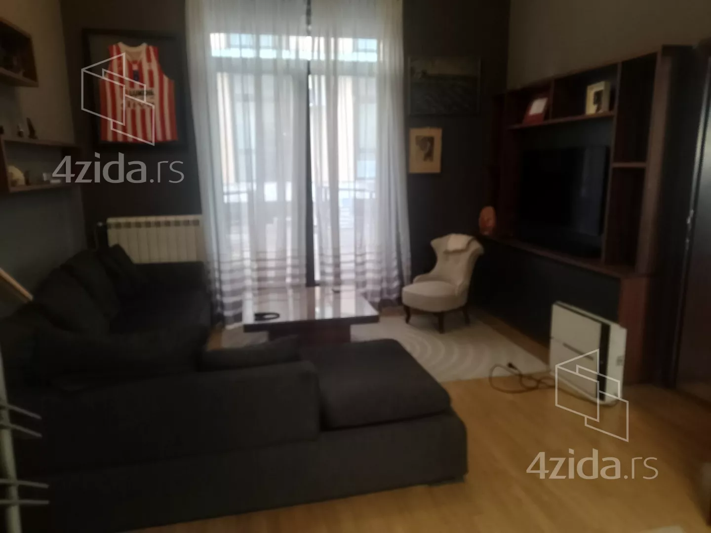 Troiposoban stan | 4zida