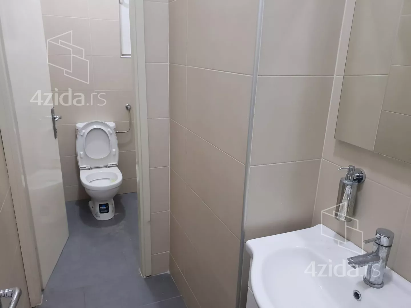 Kancelarija | 4zida