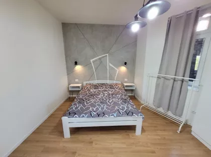 Karađorđeva | 4zida.rs