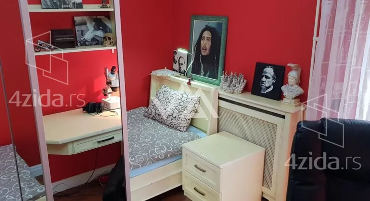 Petosoban stan | 4zida