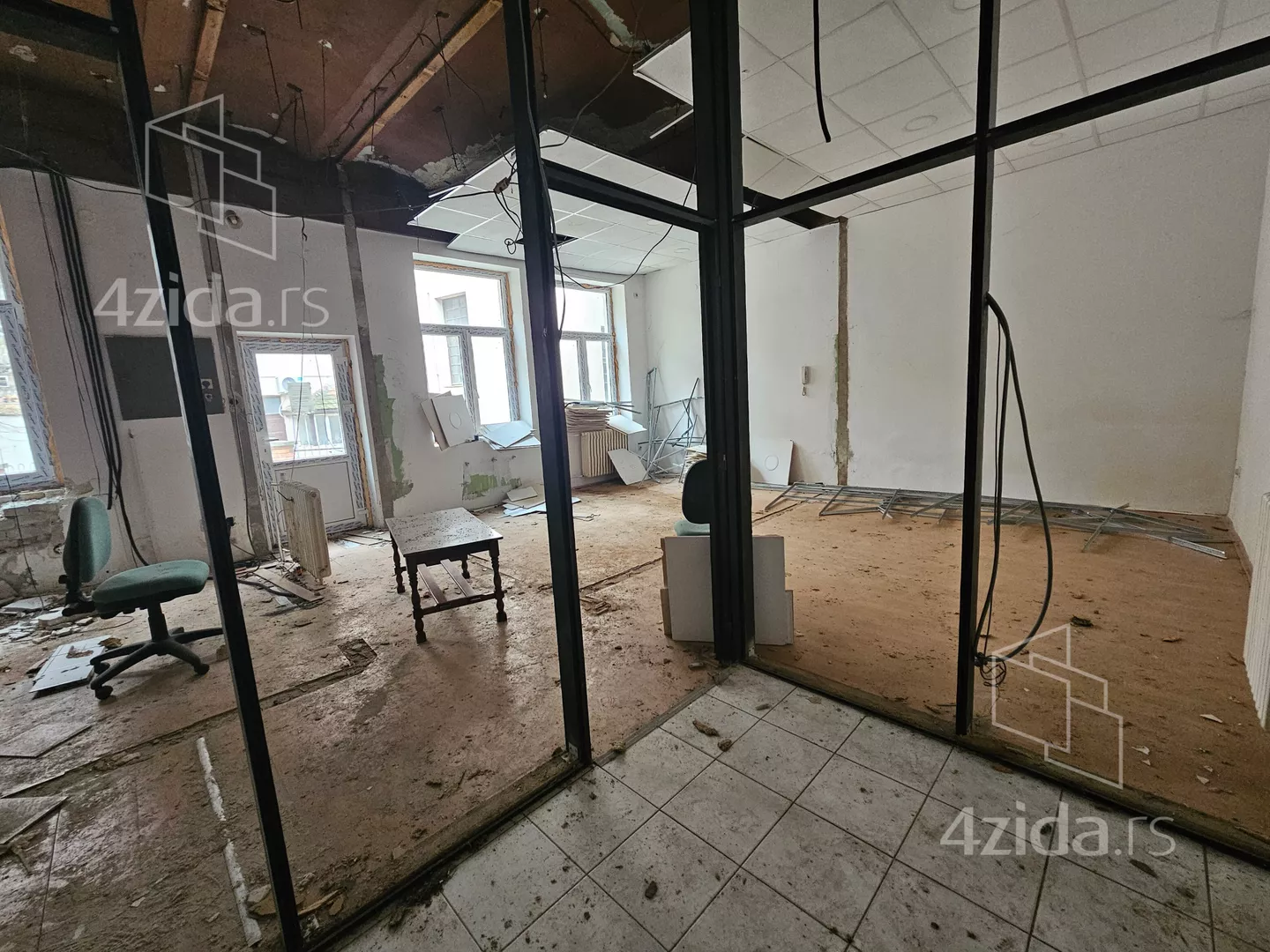Poslovni prostor | 4zida