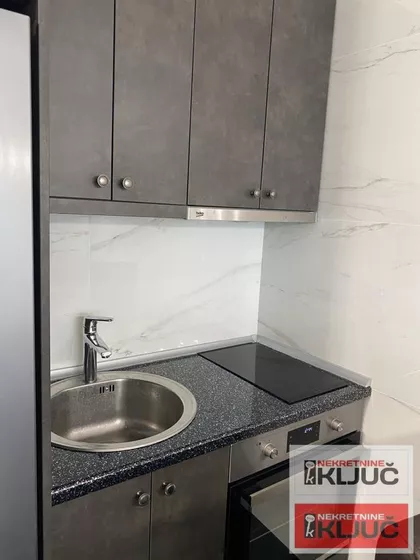 Rotkvarija | 4zida.rs