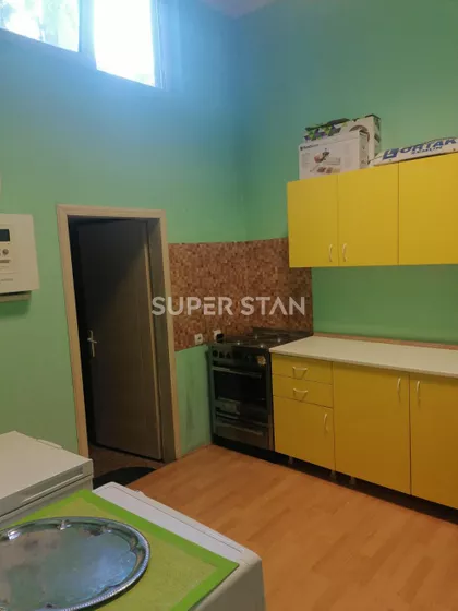 Sremska | 4zida.rs