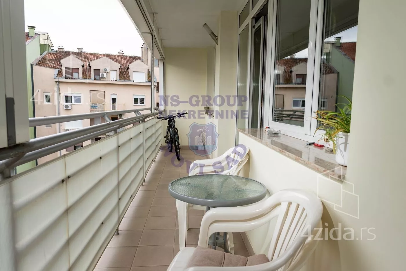 Petosoban stan | 4zida