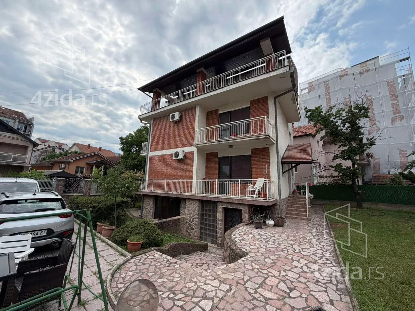 3-etažna kuća | 4zida