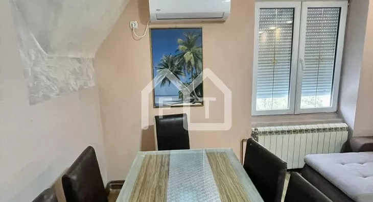 Četvoroiposoban stan | 4zida