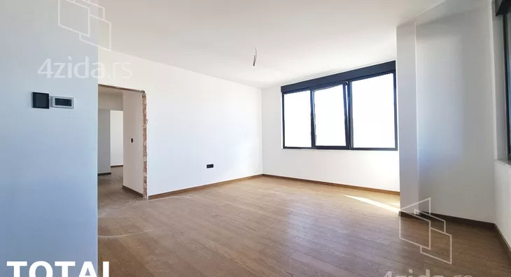 Četvoroiposoban stan | 4zida