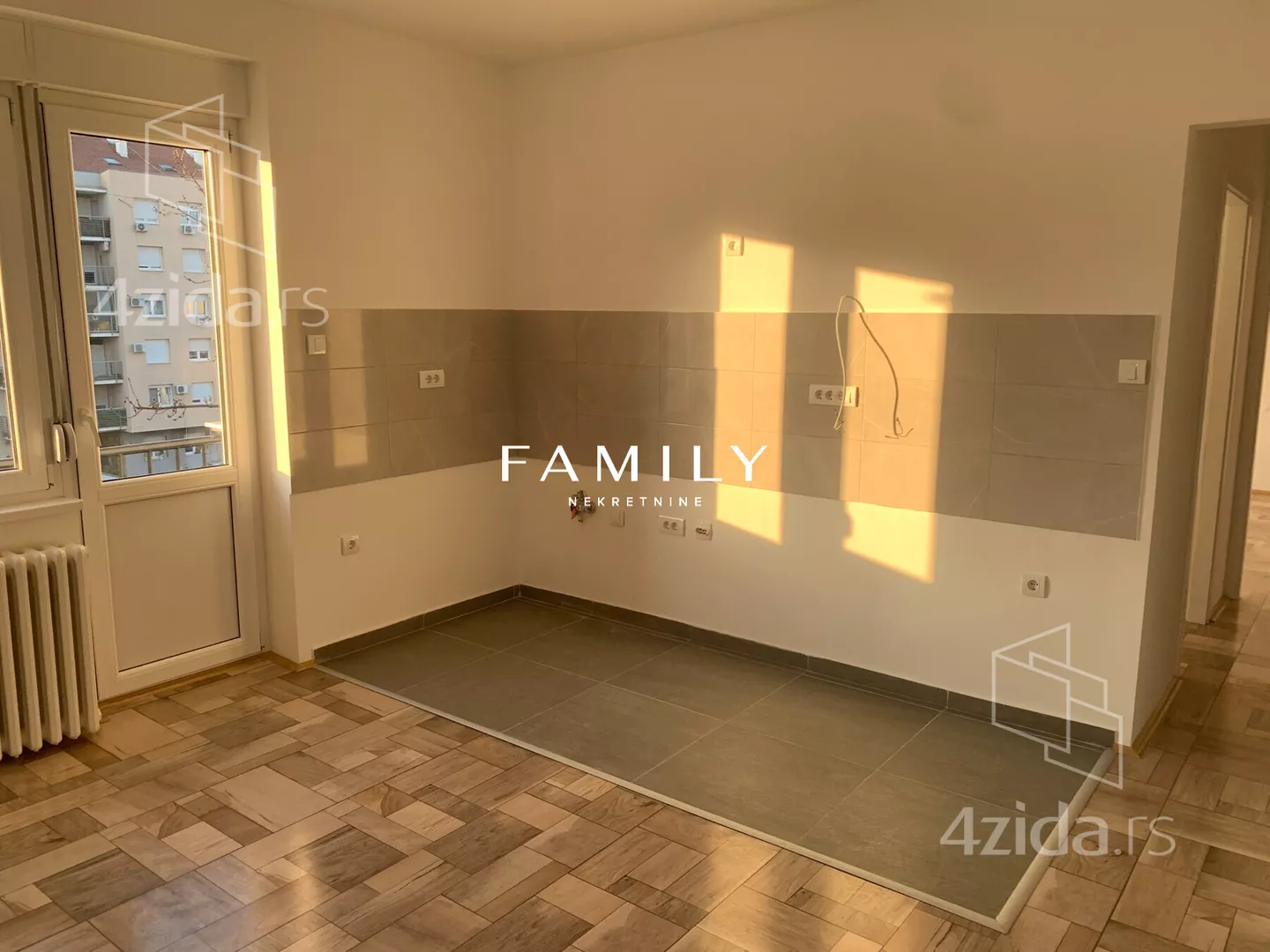 Dvoiposoban stan | 4zida