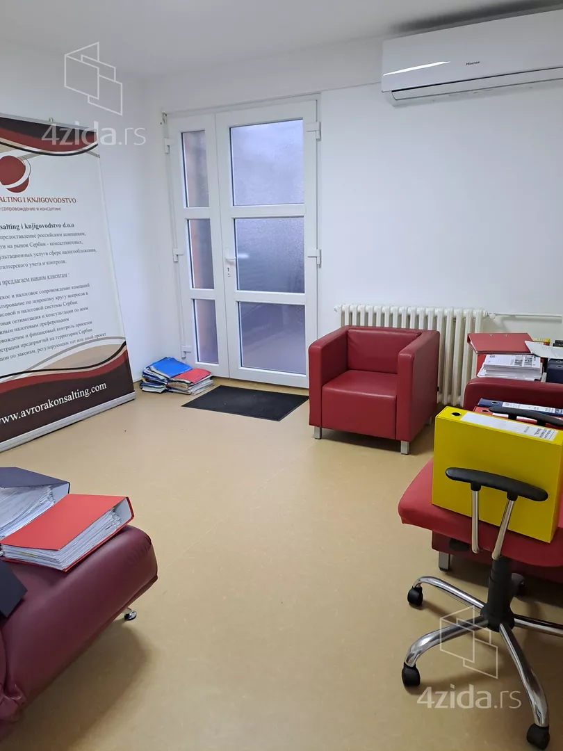 Poslovni prostor | 4zida