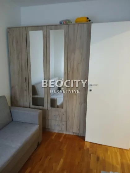 Bratstva i jedinstva | 4zida.rs