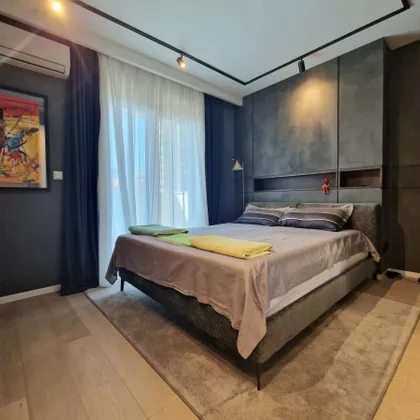 Knićaninova | 4zida.rs