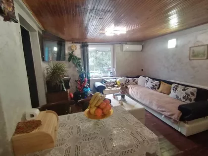 Makova Sedmica | 4zida.rs