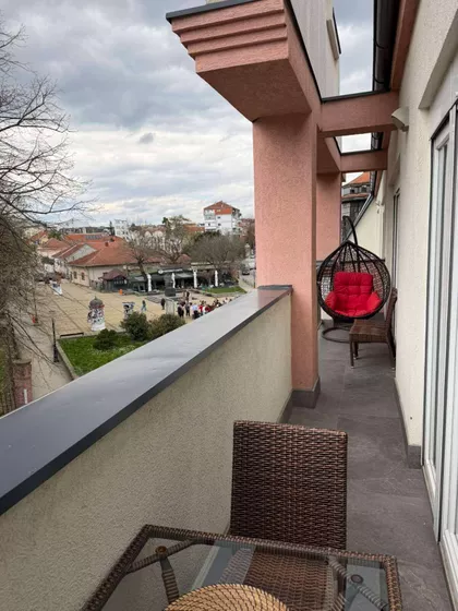 Vuka Karadžića | 4zida.rs