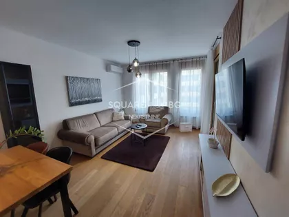 Tadije Sondermajera | 4zida.rs