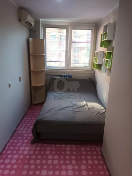 Pariske komune | 4zida.rs