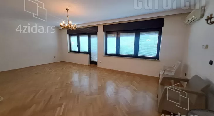 4-etažna kuća | 4zida