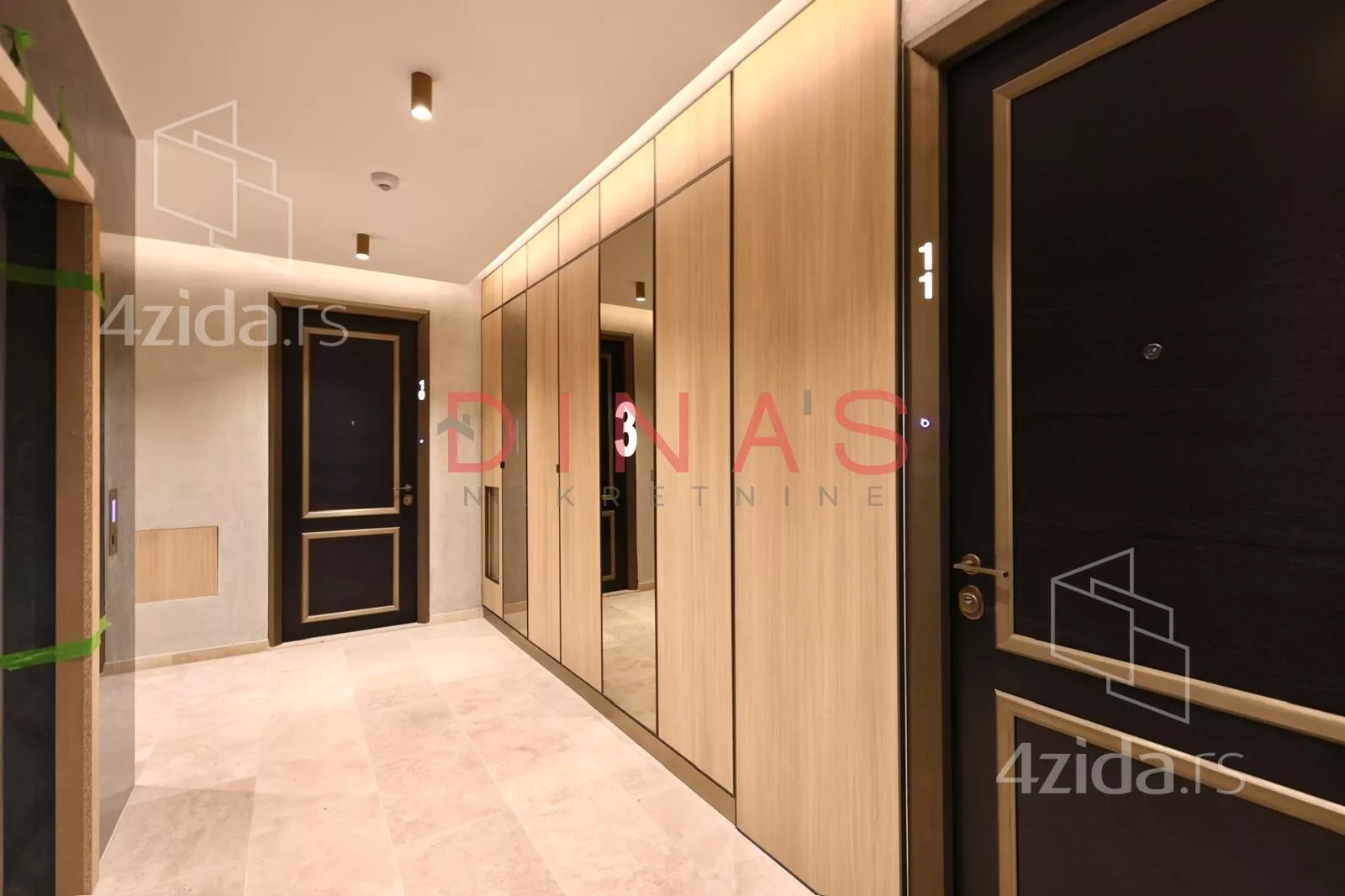 Poslovni prostor | 4zida