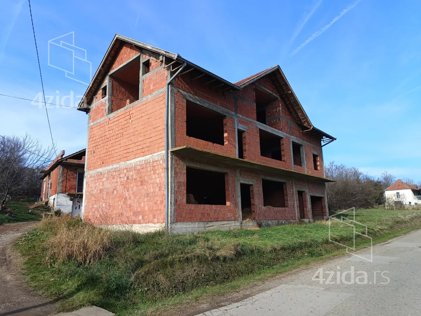 3-etažna kuća | 4zida