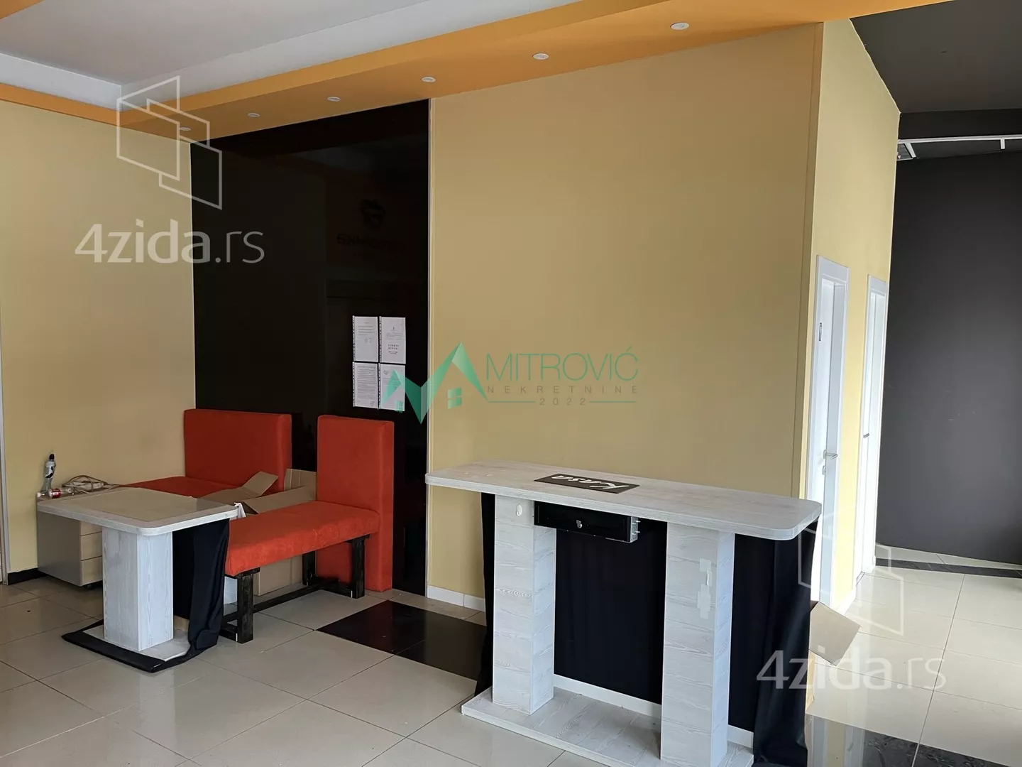 Poslovni prostor | 4zida