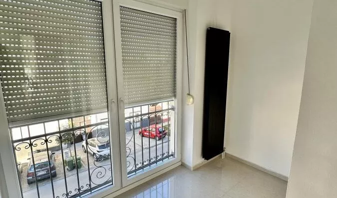 Šestosoban stan | 4zida