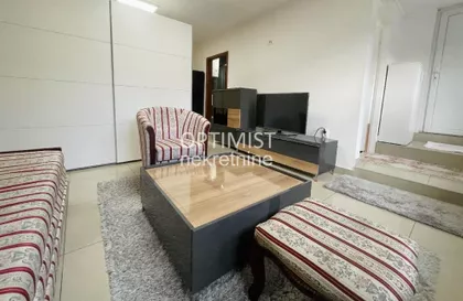 Cetinjska | 4zida.rs