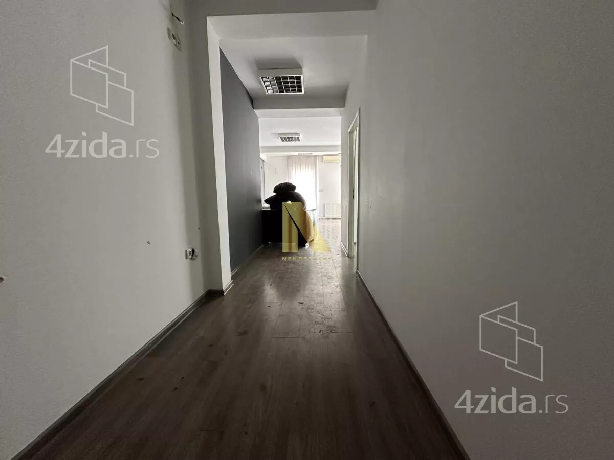 Hala | 4zida