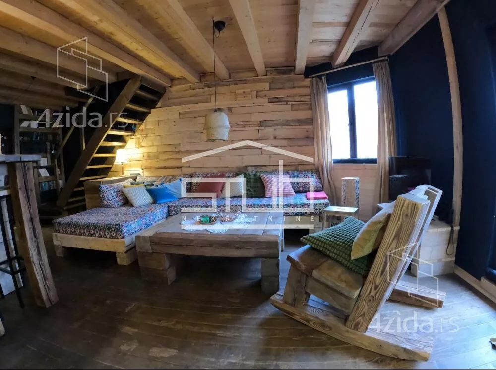 Kuća | 4zida