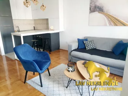 BRAĆE RIBNIKAR | 4zida.rs