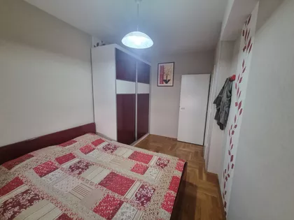 Trg Kosturnica | 4zida.rs