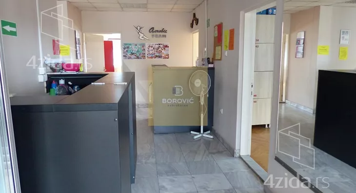 Poslovni prostor | 4zida