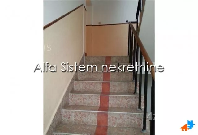 Četvoroiposoban stan | 4zida