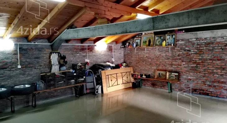 4-etažna kuća | 4zida