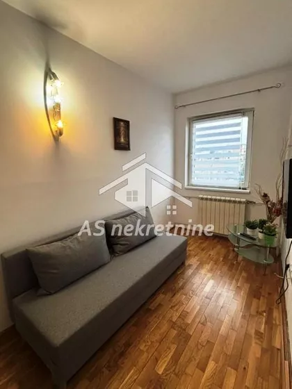 Južni Bulevar | 4zida.rs