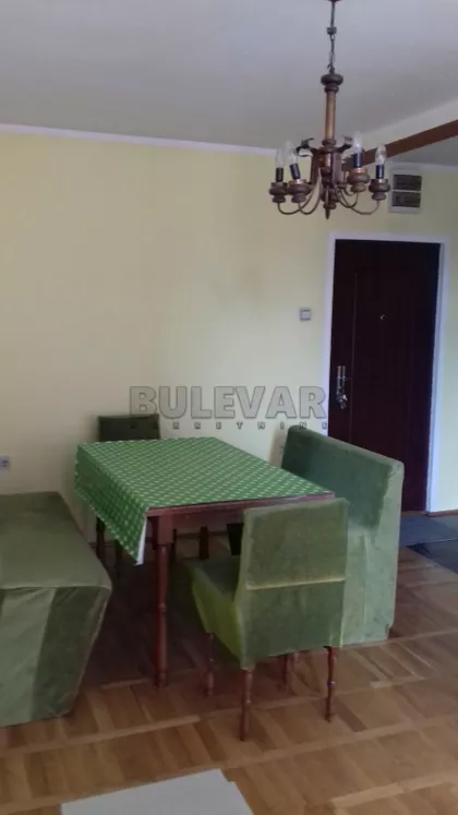 Cara Uroša | 4zida.rs