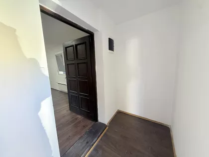 Ustanička | 4zida.rs