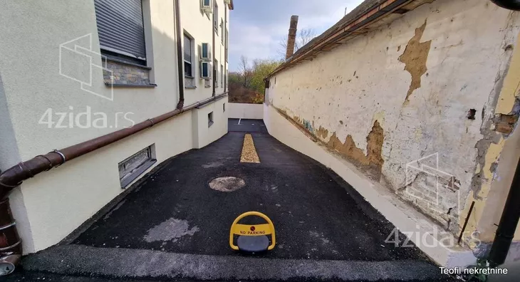 Poslovni prostor | 4zida