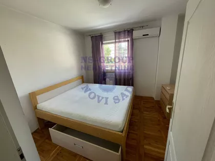 Bulevar Cara Lazara | 4zida.rs
