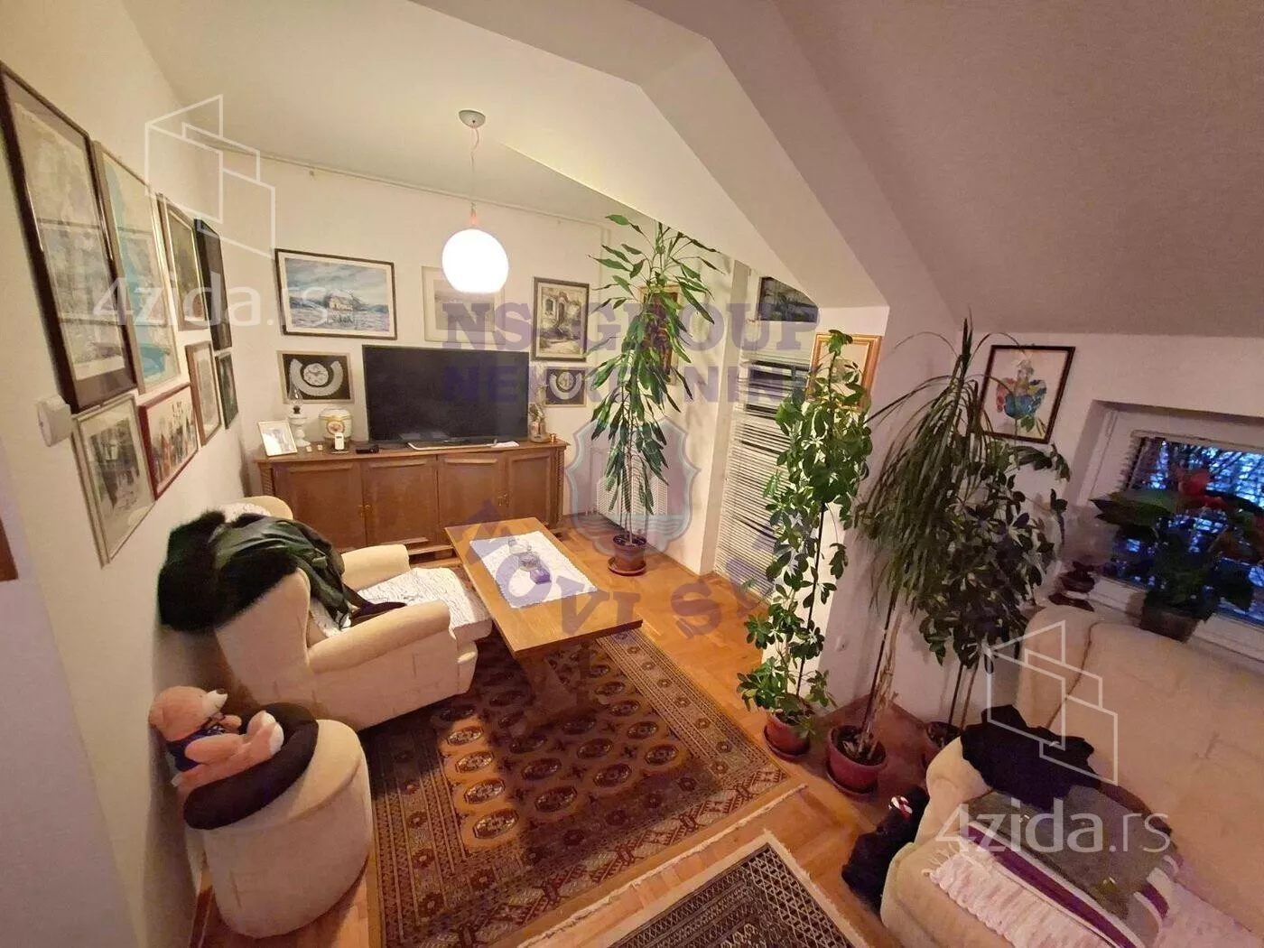 Troiposoban stan | 4zida