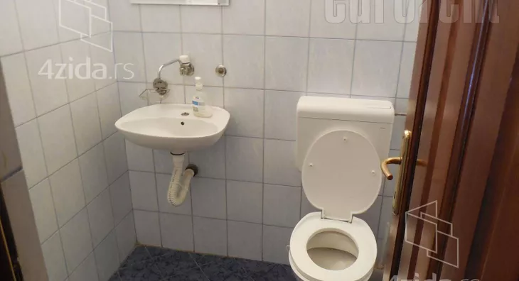 Šestosoban stan | 4zida