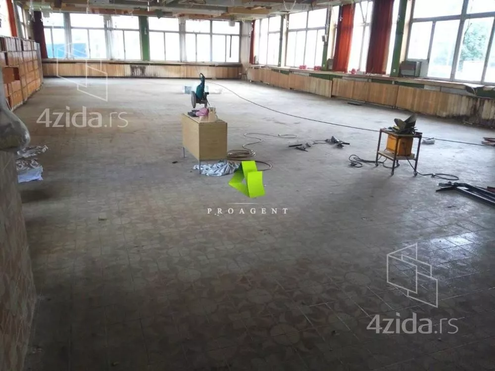 Poslovni prostor | 4zida