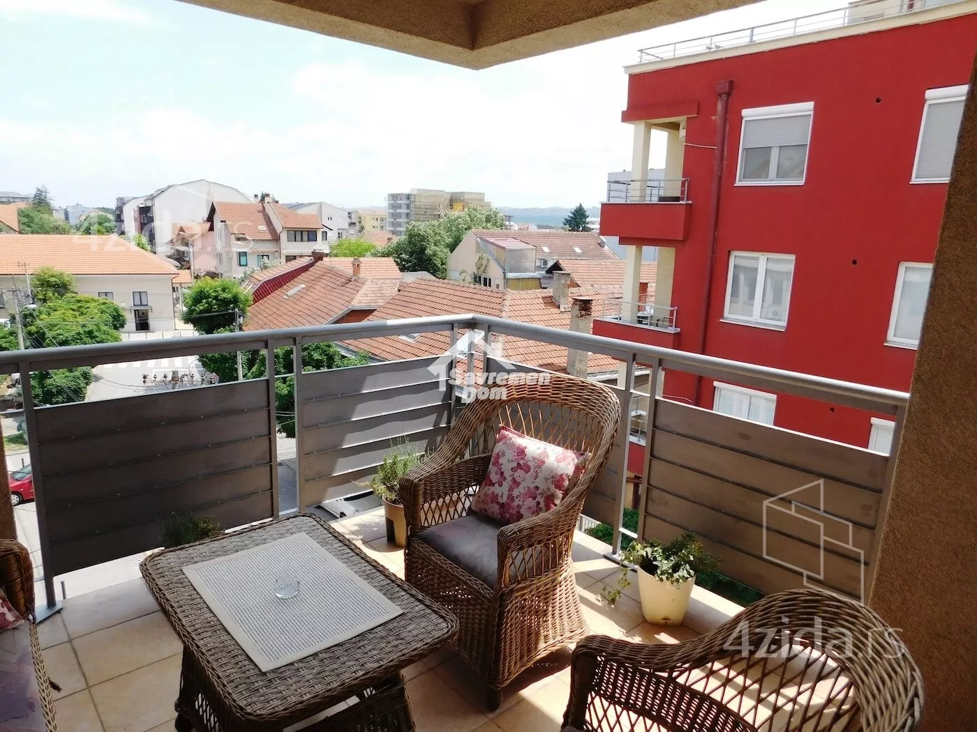 Četvorosoban stan | 4zida