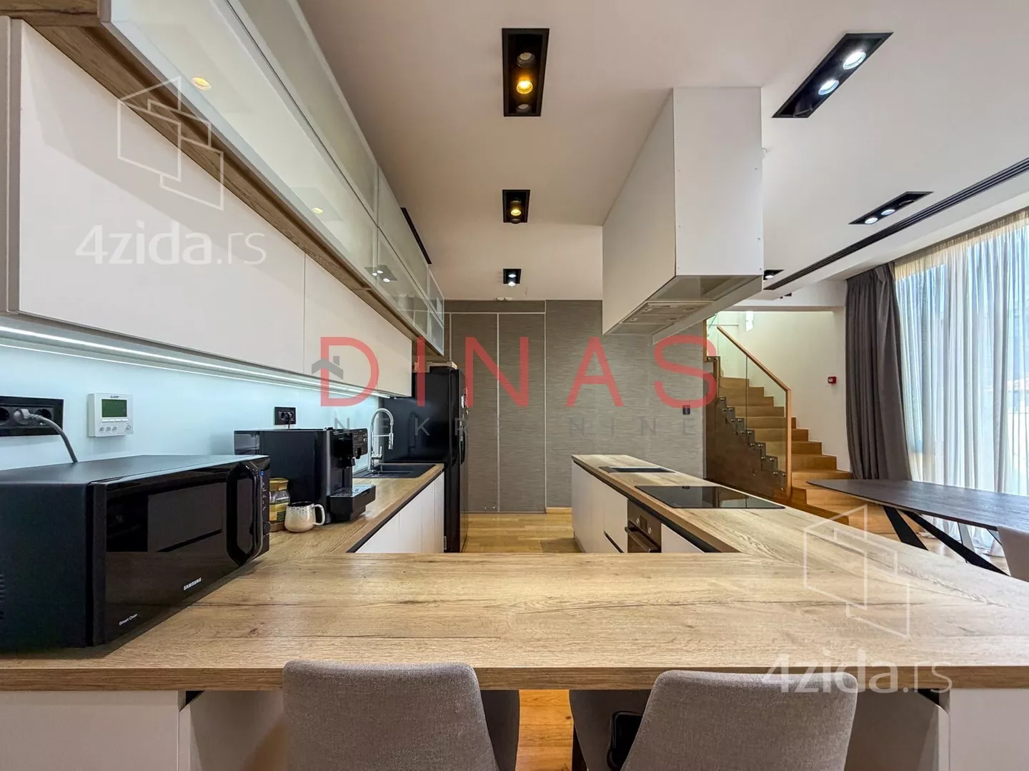 Kuća | 4zida