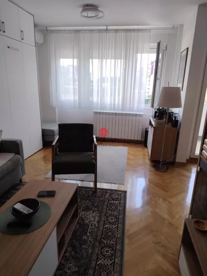 Milana Jovanovića | 4zida.rs