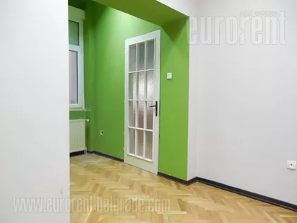 HILANDARSKA OKOLINA | 4zida.rs