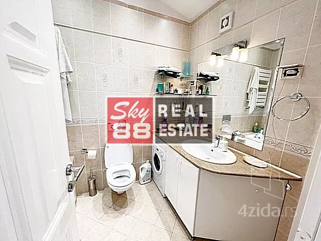 Četvoroiposoban stan | 4zida