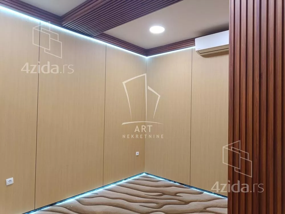 Lokal | 4zida