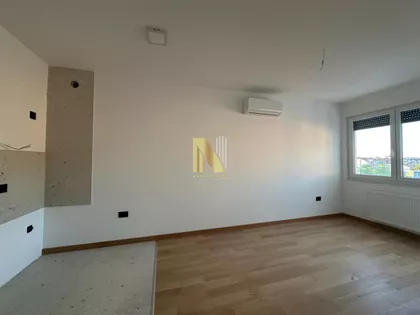 Grbavica | 4zida.rs