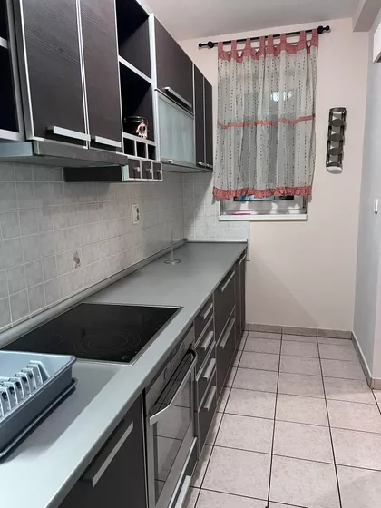 Janka Čmelika | 4zida.rs